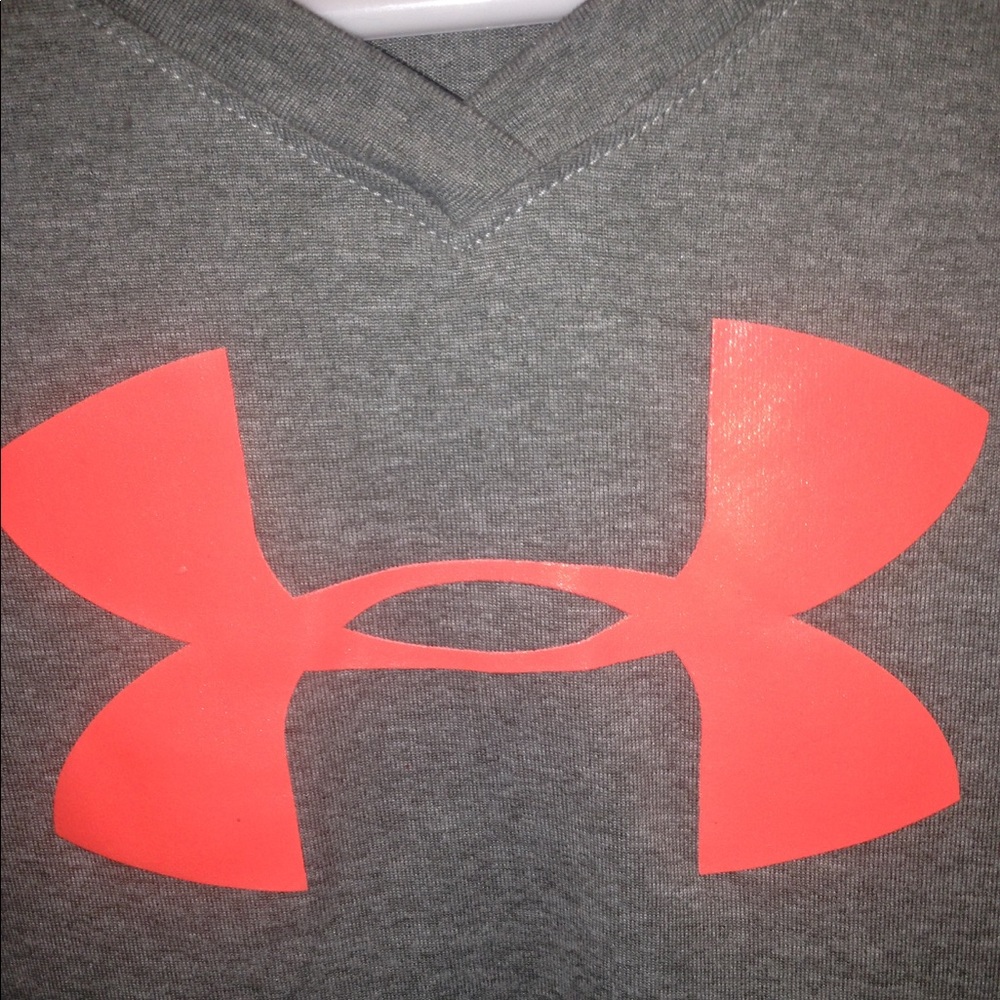 under armour tee